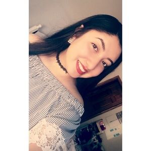 Meet your Posher, Brenda